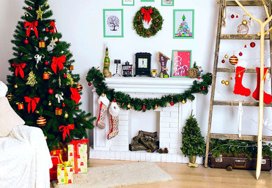 Toile de fond de Noël de plancher de bois de cheminée de brique pour la fête