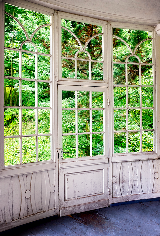 Toile de fond de jardin de bois blanc de fenêtre pour la photographie SBH0290