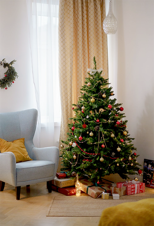 Toile de fond de rideau de sol en bois d'intérieur sofa d'arbre de Noël